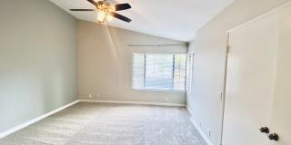 Gorgeous 3 Bedroom 3 Bathroom Townhome in Mission Trails!! Gallery 8