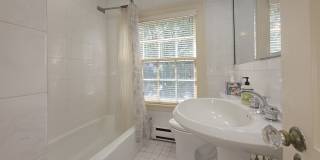 11 Alden Avenue Gallery 25