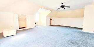 243 Callender Street Gallery 16