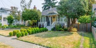 Beautiful Remodeled House with Fenced Yard in Maple Leaf Gallery 3