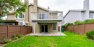 Freshly Painted 2BR/2.5BA Condo with Peak a Boo Ocean View!! Gallery 17