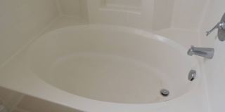 Beautiful Town Home in Tucker Creek Gallery 17