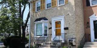 Commuter’s Dream! Spacious 3-Level End-Unit Townhome – Just 2 Blocks to Metro Gallery 1