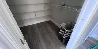 1598 Hawthorne Place Gallery 24