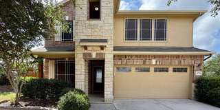 Spacious and Beautiful Two-Story 5 Bedrooms, 3.5 Bathrooms Home, With Easy Access to I-35, Loop 1604 and Minutes from Shopping, Dining, and Major Retailers. Gallery 1
