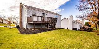 Fully Furnished Luxury Rental Gallery 17