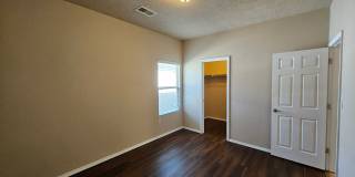 3 bedroom 2 bath Gallery 23