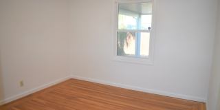 Beautiful 3 Bedroom and 2 Bathroom Home Gallery 10