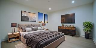 801 1/2 East 84th Place Gallery 21