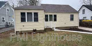 115 8th Avenue Gallery 1