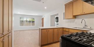 4442 Kingswell Ave Gallery 1