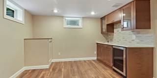115 N Hager Avenue Gallery 24
