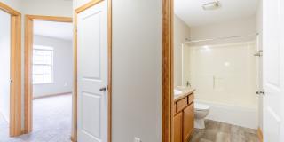 2 Bedroom 2 Bathroom Town House - End Unit Gallery 95