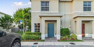 476 NE 5th St Gallery 1