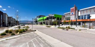 Contemporary Townhome in North CO Springs Gallery 27