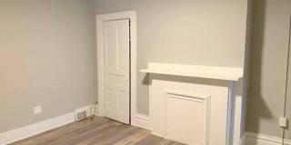 Amazing Fully Renovated 5 Bedroom (or 6)/ Two Bathroom House with Central Air and Back Yard - Close to Pitt Campus Gallery 1