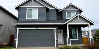 1223 S 11th Place ~ Stunning  Inviting Home with Office/Den Gallery 1