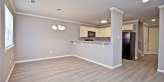 4 Bed 4.5 Bath Townhouse just mins away from the University! Gallery 4