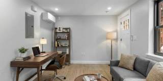 2 Hull St. Gallery 5