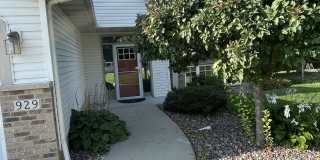 929 Plymouth Ln Nw Gallery 2