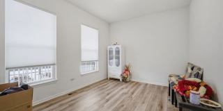 26305 W Milestone Drive Gallery 8