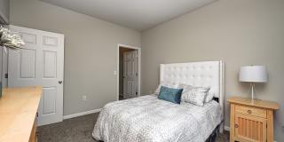 Linden Square Gallery 42