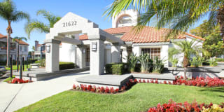 Vista Del Lago Gallery 54