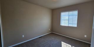 3 bed-3 bath Townhome with AC!!! Gallery 15