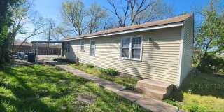 $1,050 3 bedroom / 2 bathroom - Single Family Home Gallery 1