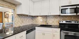 600 SUTTON PLACE Gallery 5