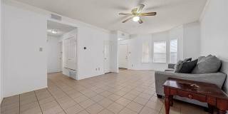 Charming 2/2 at Boardwalk Condominiums! Gallery 5