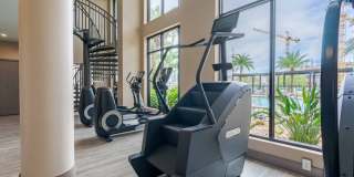 2Bayshore Gallery 40