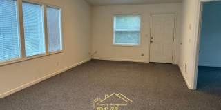 838 Southeast Oar Avenue Gallery 1