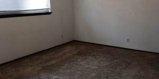 3 Bedroom, 2 Bathroom Home! Schedule a Showing! Gallery 10