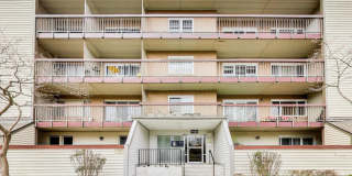 7420 LAKEVIEW Drive unit: W205 Gallery 4
