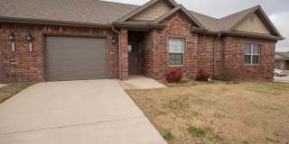 Charming 2 bedroom! Gallery 3