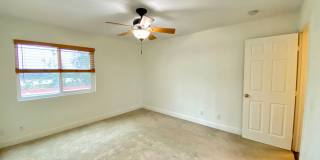 Spacious Two Bedroom featuring Ensuite Bathrooms! TWO ASSIGNED PARKING SPACES! Air Conditioning Included! Gallery 19
