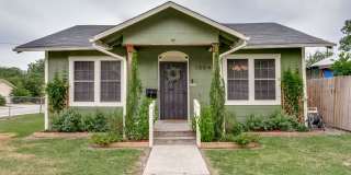 BEAUTIFUL 3-BEDROOM HOME IN LOS ANGELES HEIGHTS Gallery 1