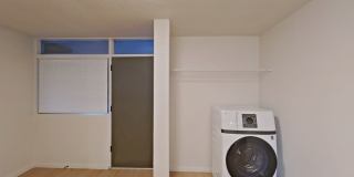 University Manor - Newly Renovated Units just a short walk from Campus! Gallery 59