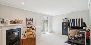 24722 CLOCK TOWER Square Gallery 4