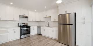 450 Manhattan Ave Gallery 7