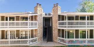 3 Bed 2 Bath Updated Unit in Robinwood Gallery 1