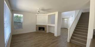Carlsbad 4 Bed! Gallery 9