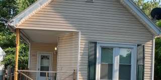 Charming 1BR House in Toledo Gallery 1