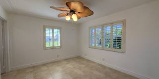 Lakefront 2BR Home in 55+ Leisureville Community Gallery 26
