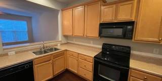 Prime North Raleigh Townhome with Dual Suites & Community Pool Gallery 8