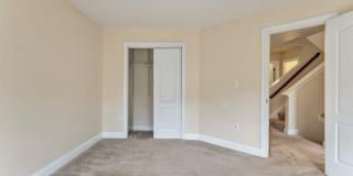 5053 DONOVAN Drive Gallery 20