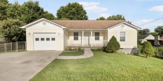 311 South Cedar Avenue Gallery 1