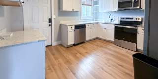 New Rehabbed 3BR Home Near German Village with Spacious Fenced In Yard Gallery 7