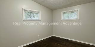 Oak Park Mid-Century Modern Beauty! Gallery 12